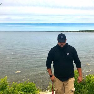 Meet your Posher, Zachary